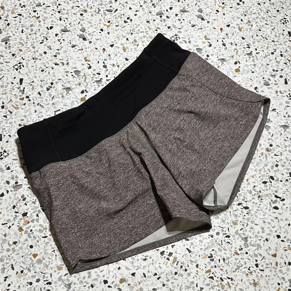 Lululemon Speed Up Athletic Shorts Heather Gray size women’s 4